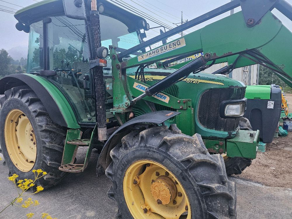 JohnDeere Tractor 5720 (80hp) 뒤우측면