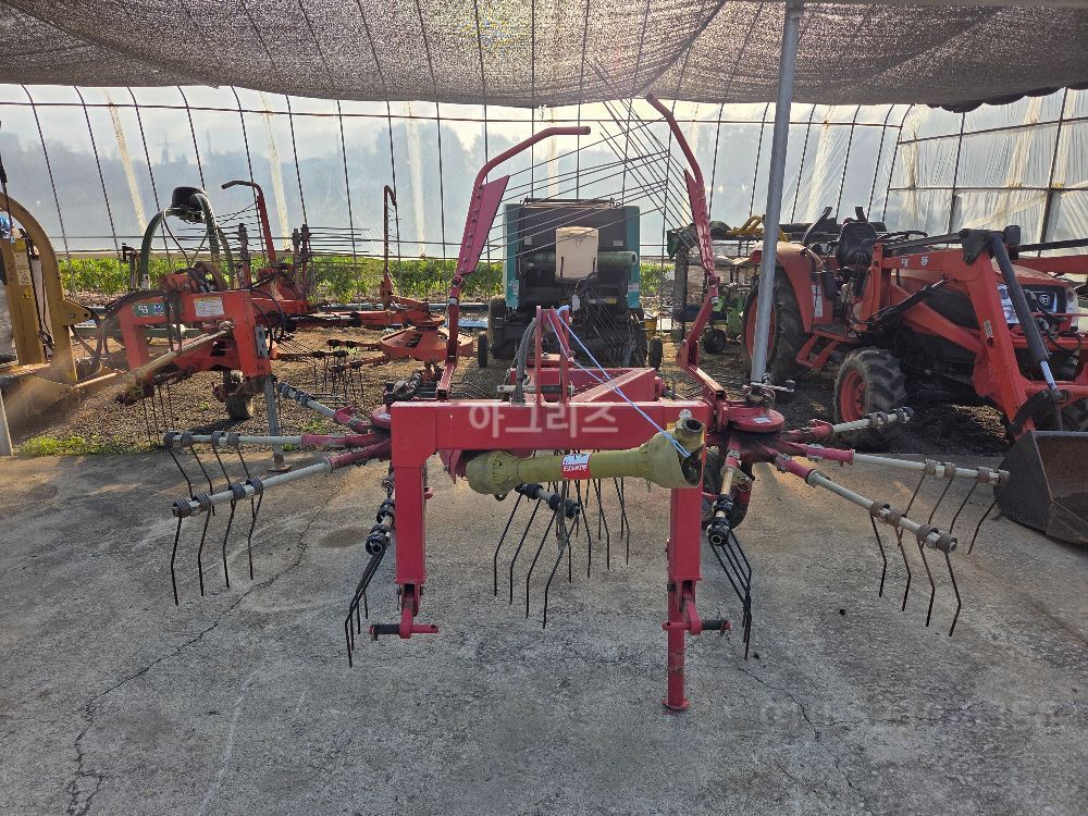  Rake SR4600. SR4200. TI4000  뒤우측면
