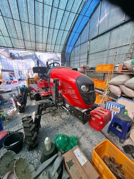 Shibaura Cultivator CMC-2000W (20hp) 앞좌측면