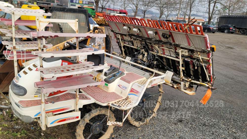 Yanmar Rice transplanter GP8 (8Rows) 뒤우측면