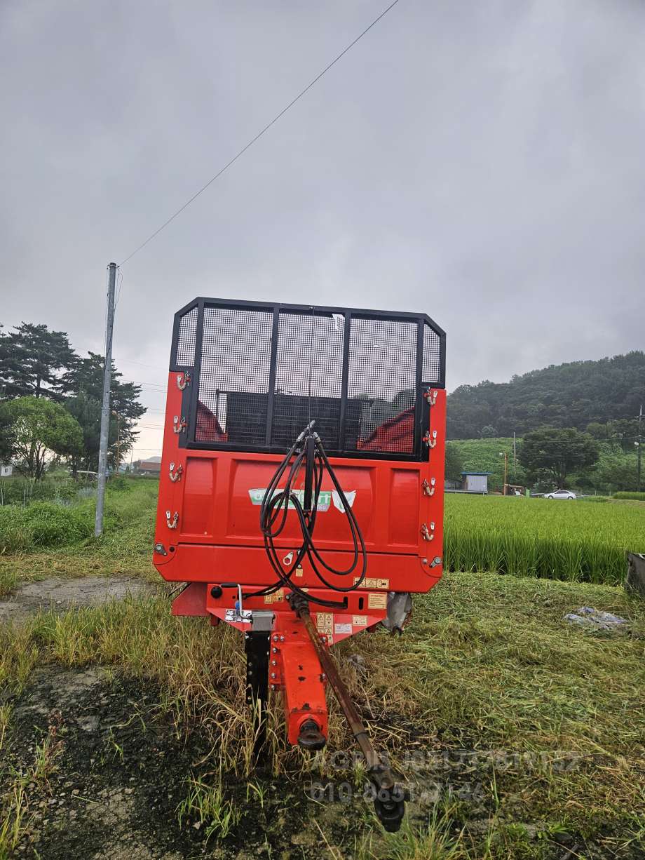  Manure Spreader 퇴비살포기  엔진내부