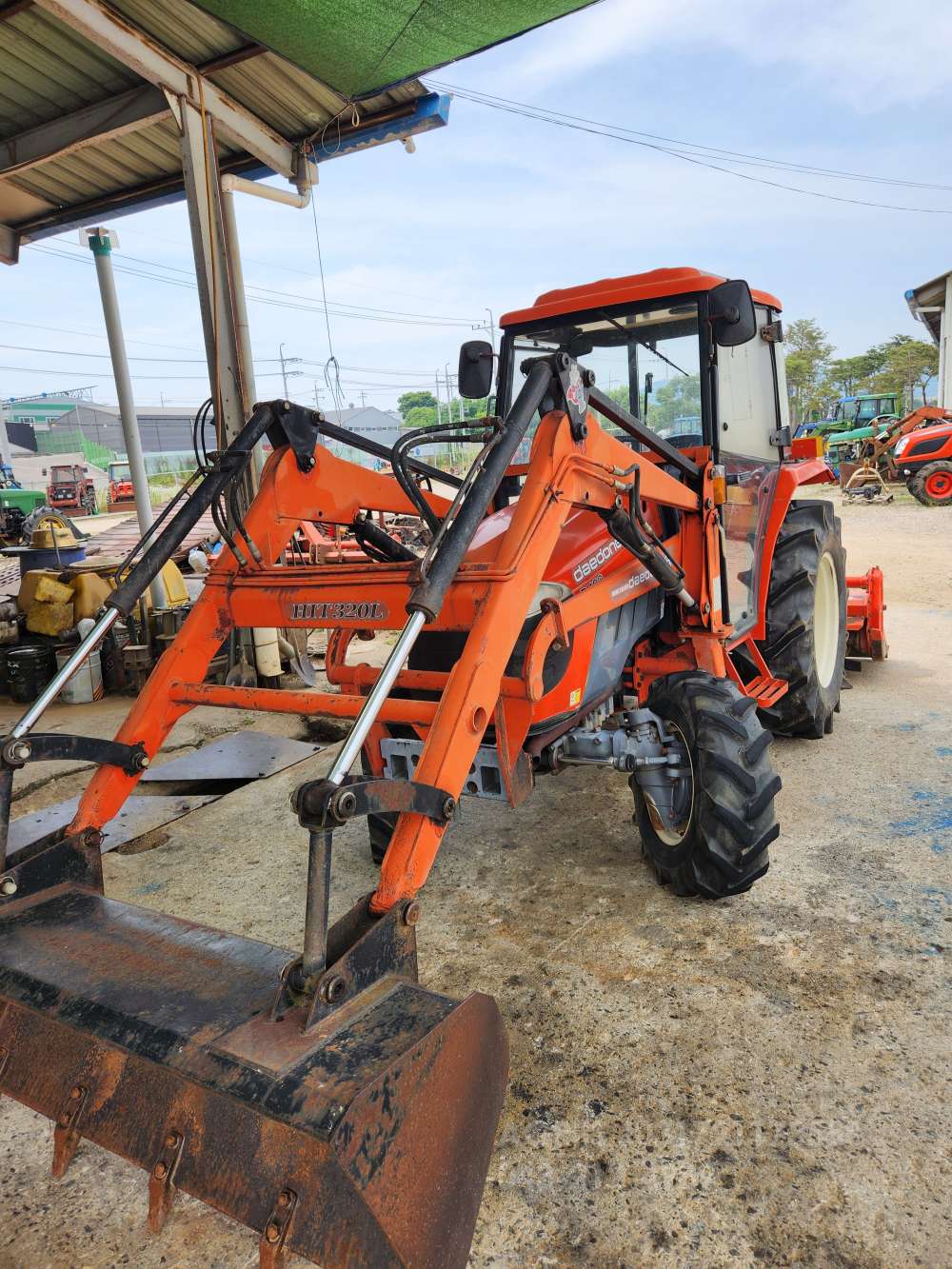 Daedong Tractor D400 (40hp) 앞좌측면