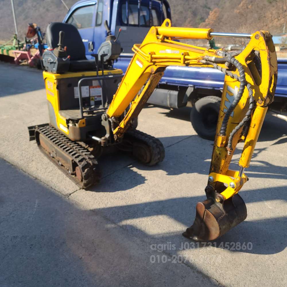  Excavator 미니굴삭기 010가변  앞좌측면