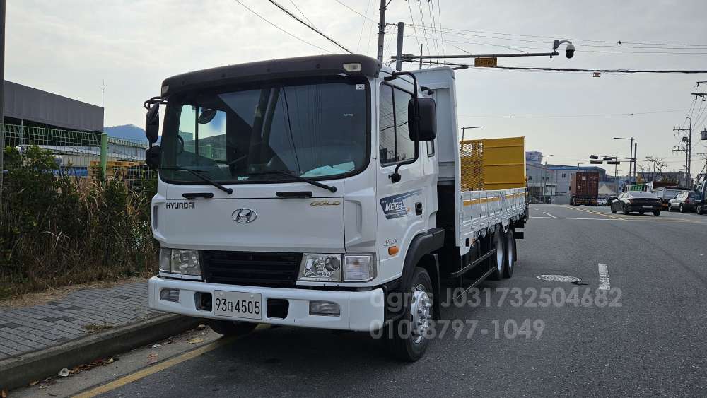 Hyundai  6m25 앞축 자동사다리  앞좌측면