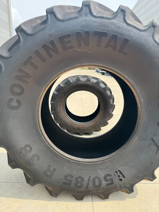 타이어 타이어 타이어 앞좌측면