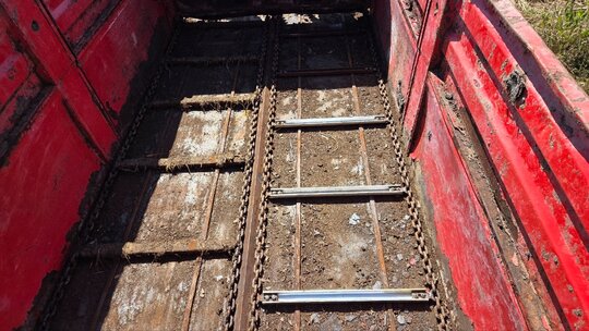  Manure Spreader 퇴비살포기  앞좌측면