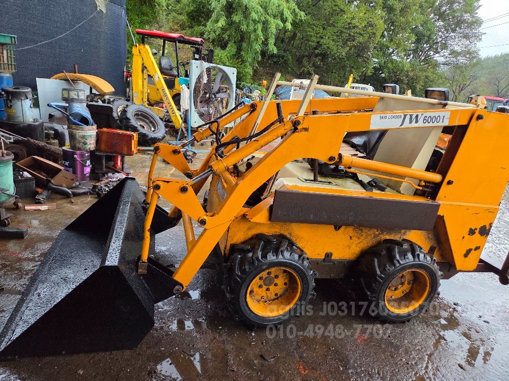  Loader jw6000i  뒤우측면