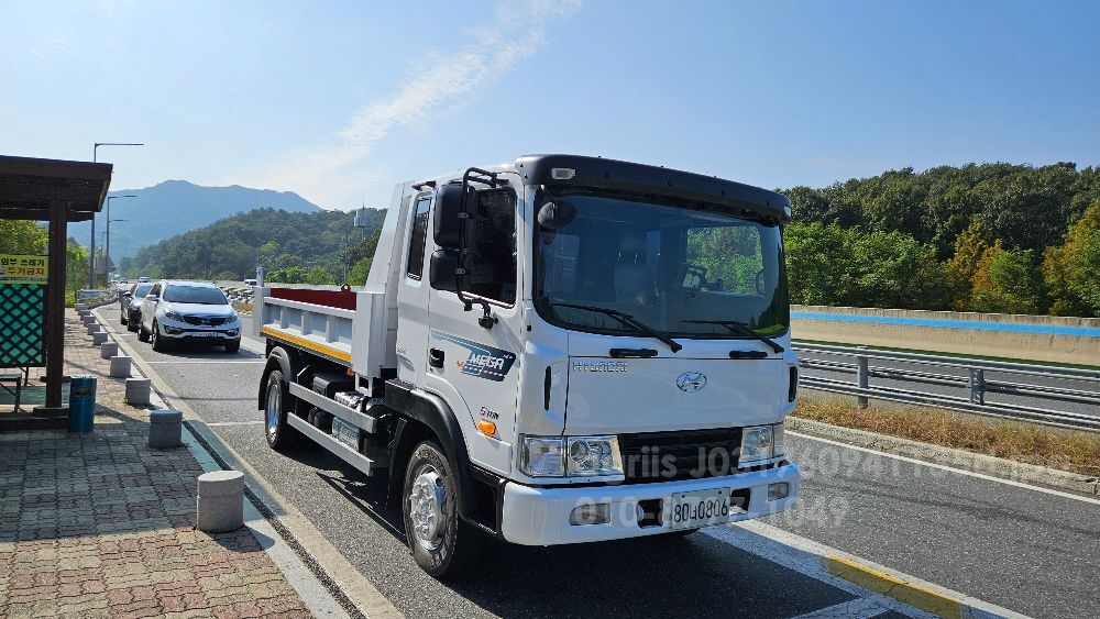 현대 메가트럭 4m 롱덤프 뒤우측면
