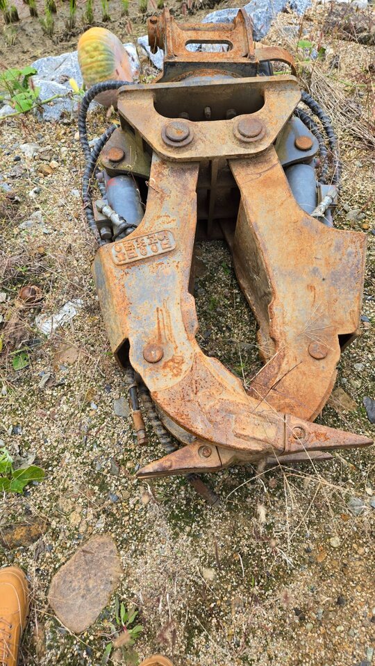  유림회전Bale Gripper 유림회전집개  앞좌측면