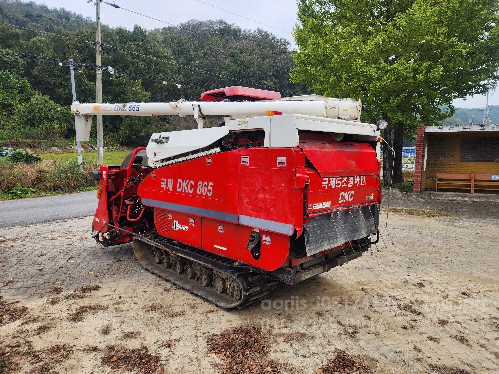 Kukje Combine Harvester DKC865 (5Rows) 뒤우측면