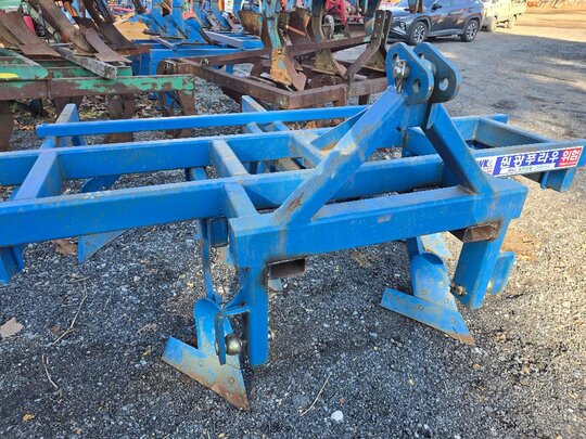 원광  일량쟁기 6련2000 일량쟁기 6련 앞좌측면