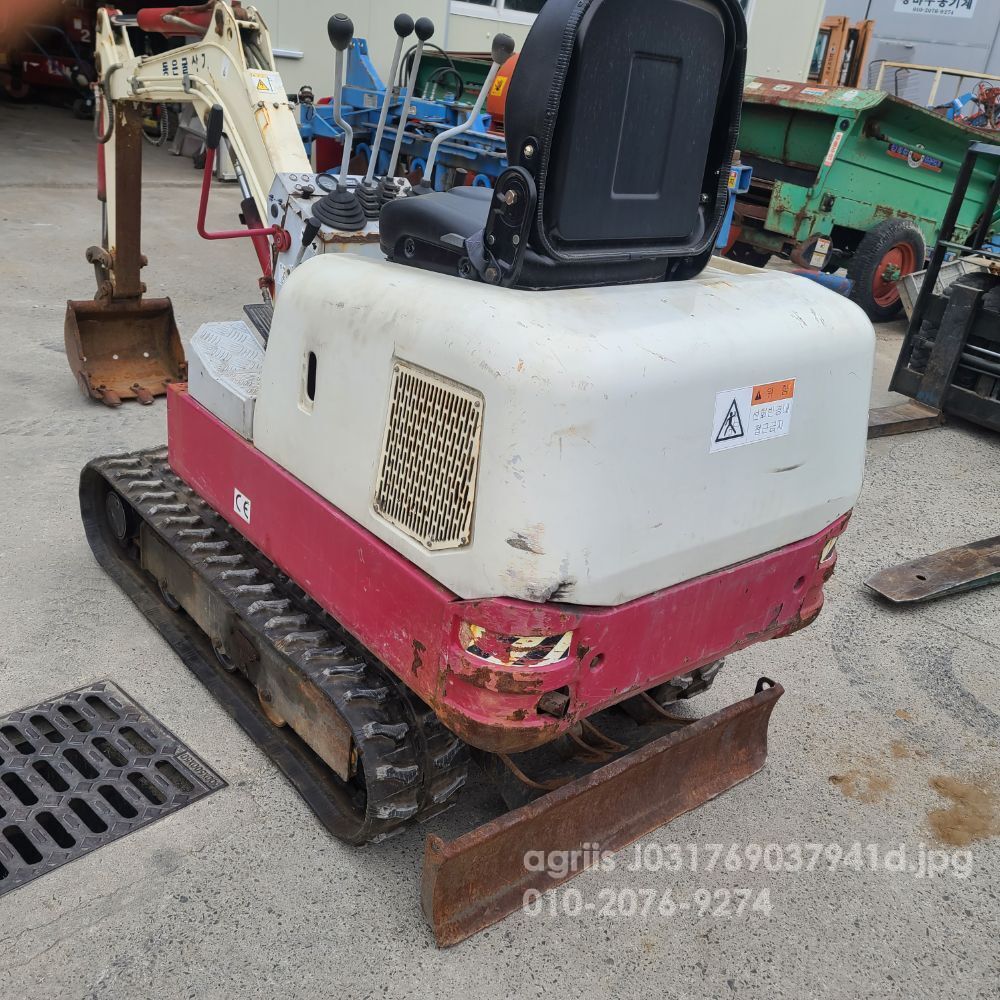 동은 굴삭기 미니015 (1.5톤) 뒤우측면