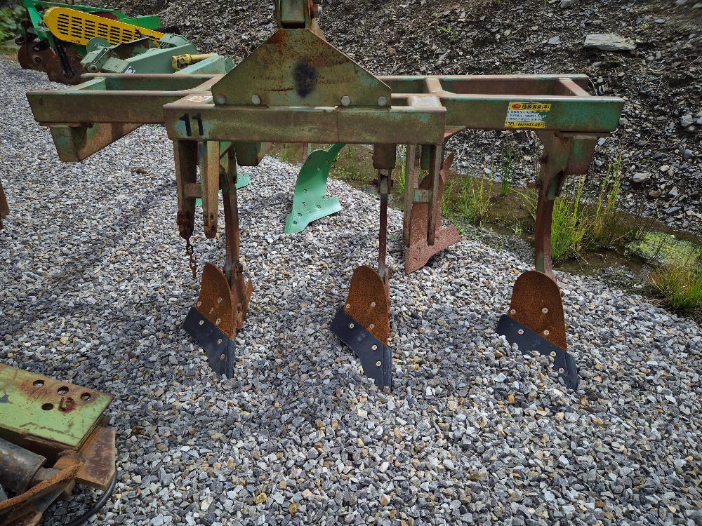 대원   웅진 쟁기 이랑6련랑 뒤우측면