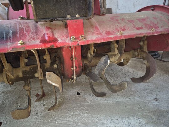 TYM Power Tiller 승용로터리 (13hp) 앞좌측면