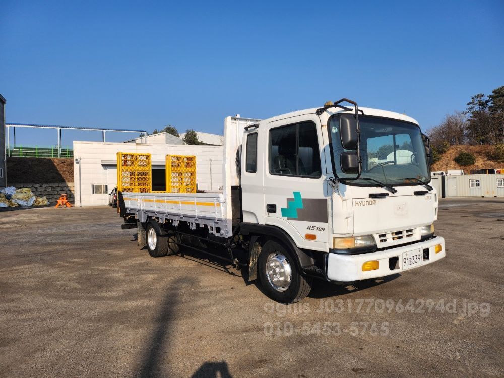  5m30중축자동사다리 현대 4,5톤 중축 자동발판사다리  뒤우측면