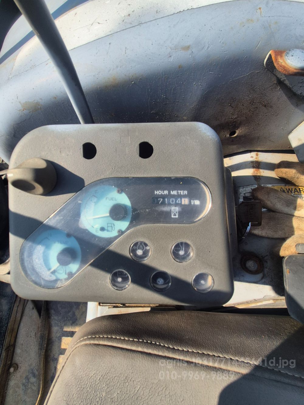 얀마 굴삭기 030 (3톤) 뒤우측면