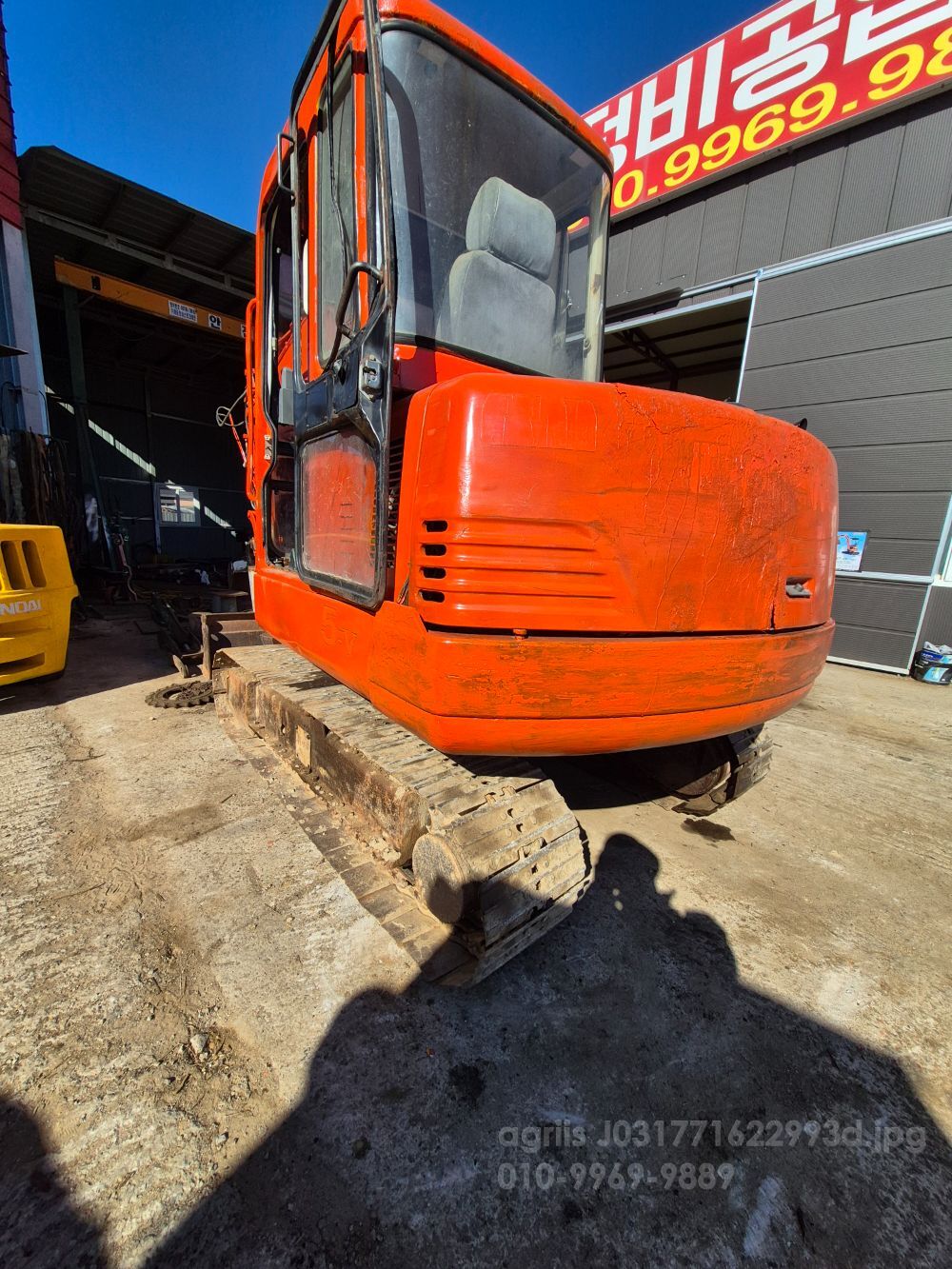 대우55v 굴삭기 대우55v (5.5톤) 뒤우측면