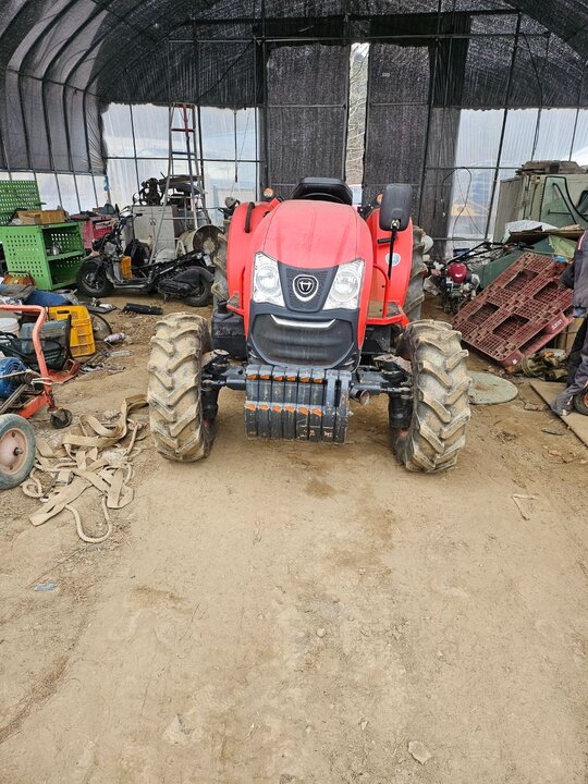 Daedong Tractor DK500 (50hp) 앞좌측면