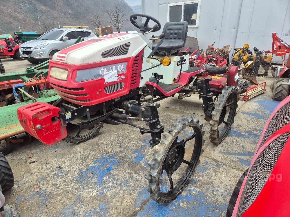 아세아 관리기 CFM-1200 (20마력) 뒤우측면