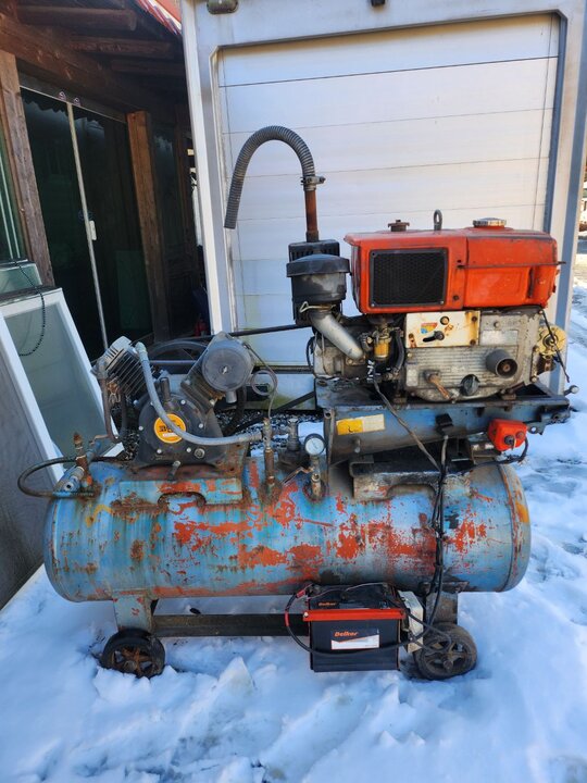 코헨즈 콤프레샤  K5M 앞좌측면