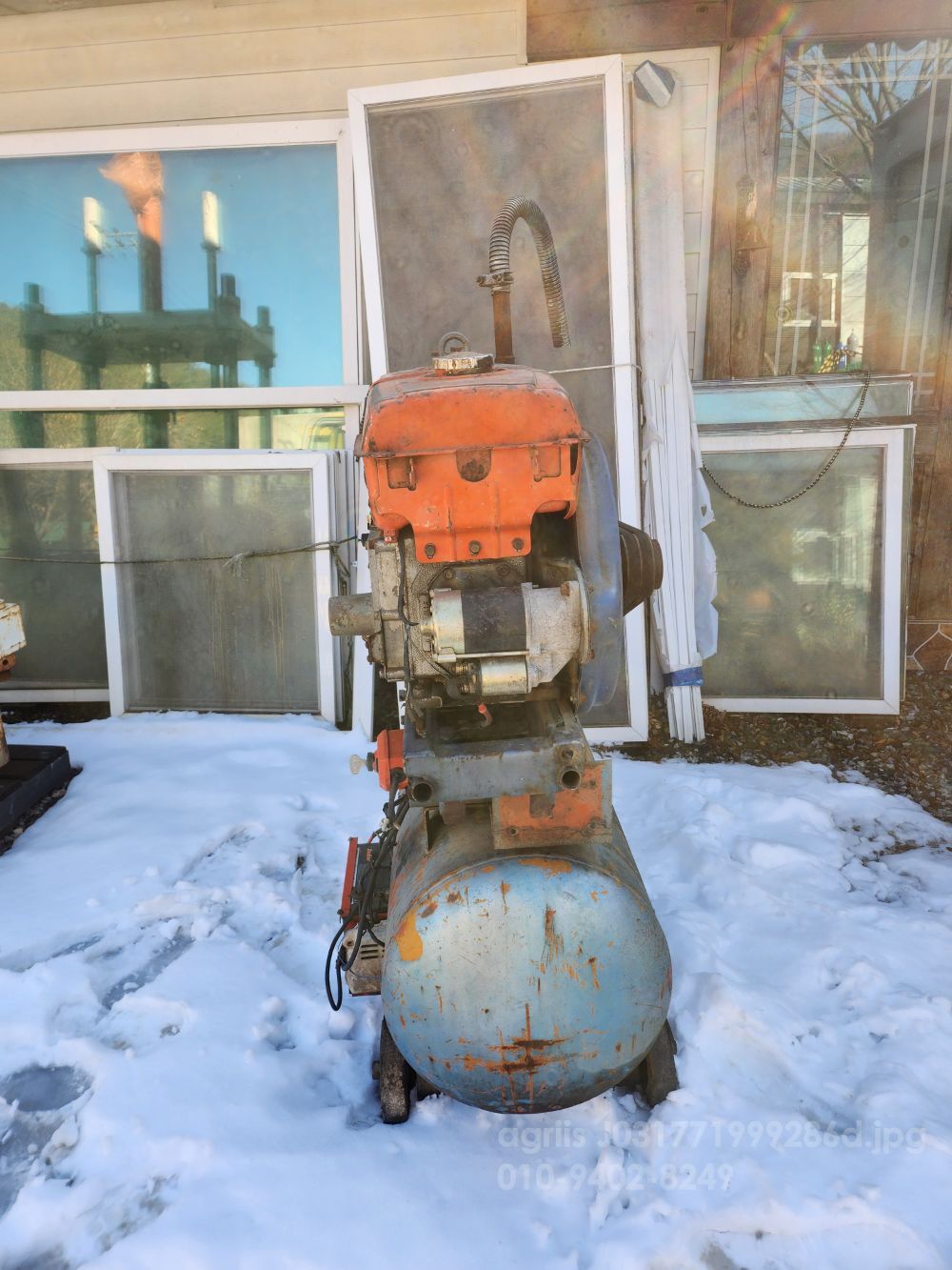 코헨즈 콤프레샤  K5M 뒤우측면