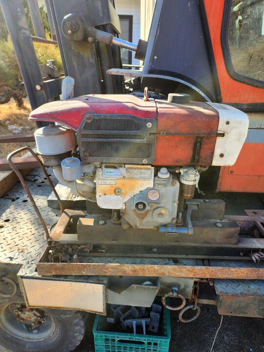 국제 경운기 6마력 (6마력) 앞좌측면