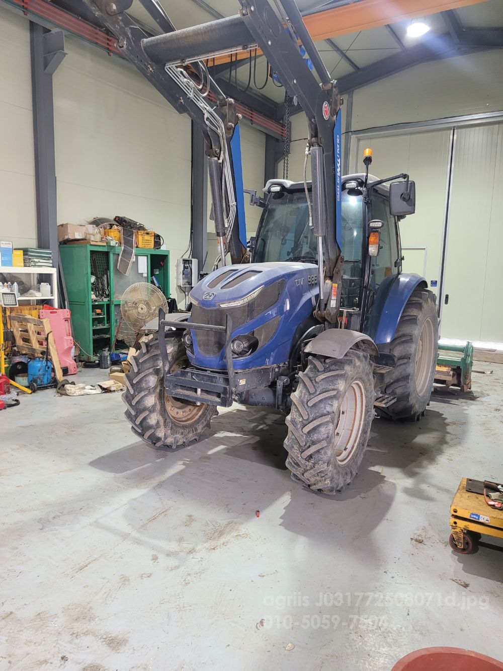 TYM 트랙터 TJV985V (101마력) 뒤우측면