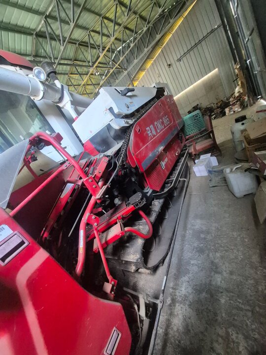 국제콤바인 콤바인 5조식 (5조식) 앞좌측면