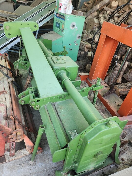 첼리 로타리 235 (경폭235cm) 앞좌측면