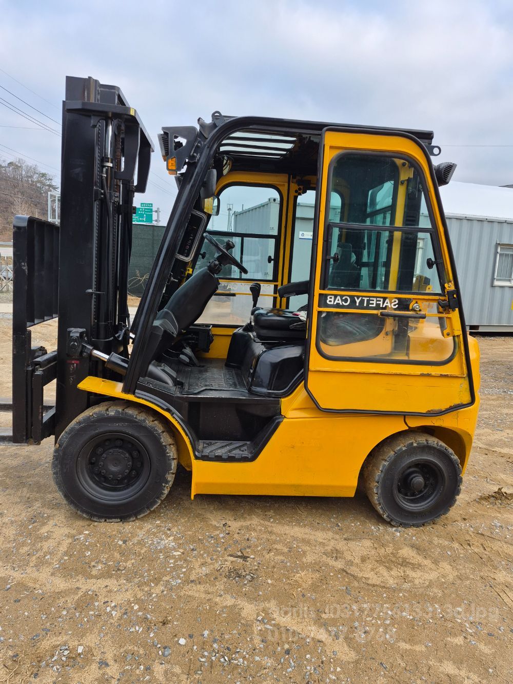  Forklift 25D-9H (2.5톤) 뒤우측면