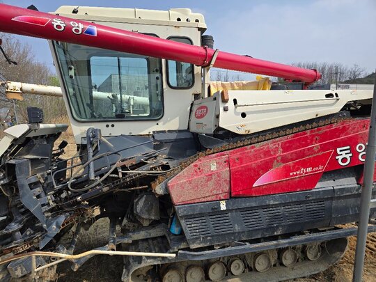 TYM Combine Harvester C805GCABIN (5Rows) 앞좌측면