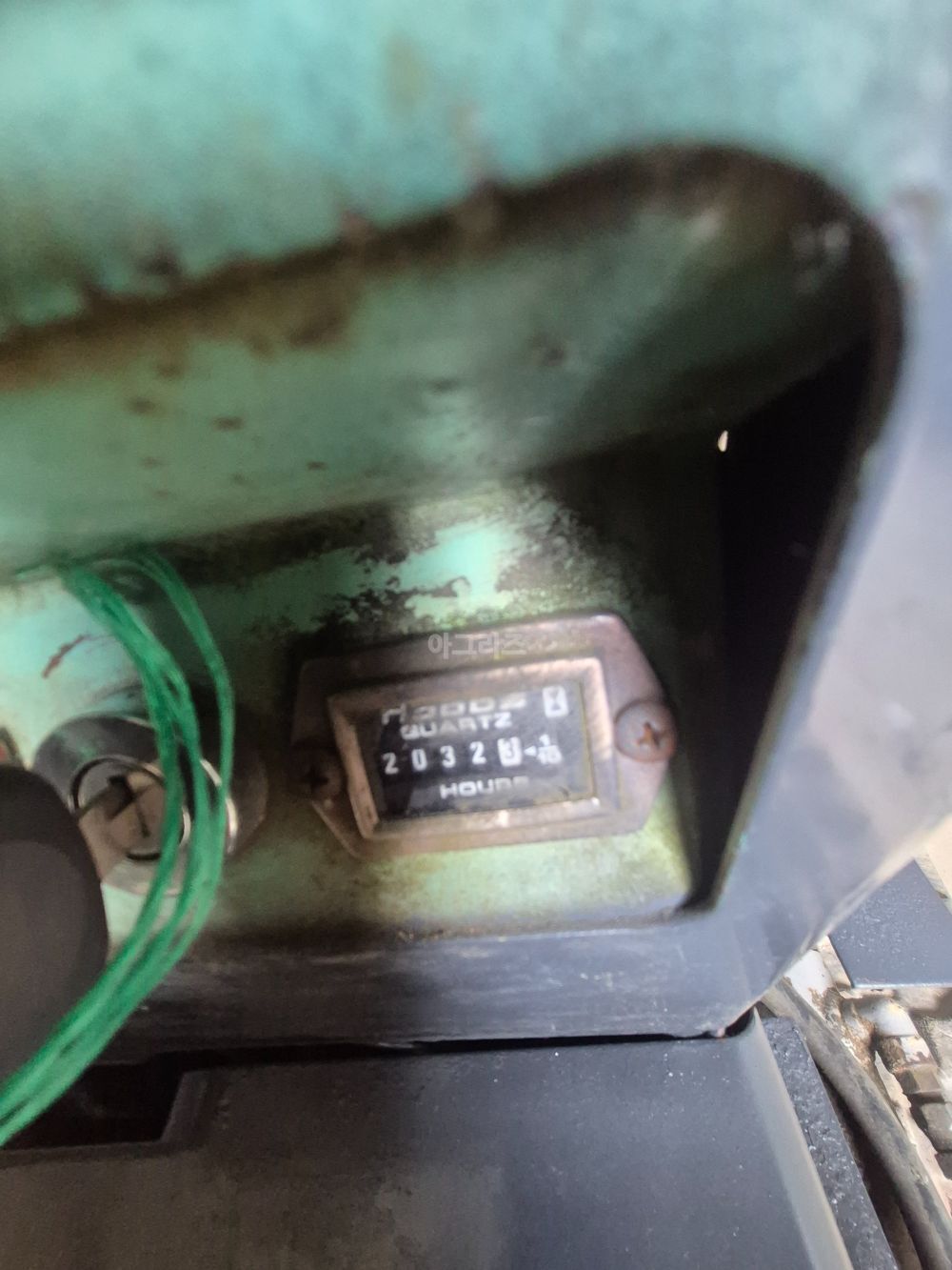  Excavator (0,8톤)  뒤우측면