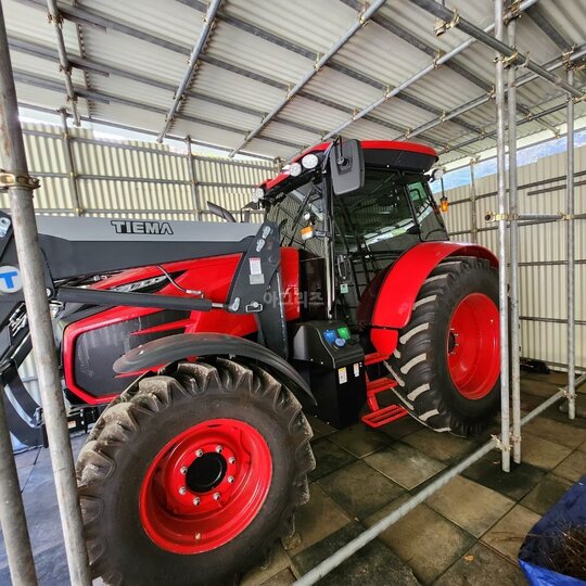 TYM Tractor TS130 (129hp) 앞좌측면