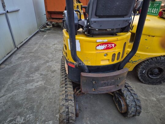  Excavator 미니010 (1톤) 앞좌측면