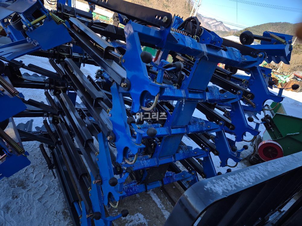 Daeho Harrow 4600,5100,5300,5500,6400  뒤우측면