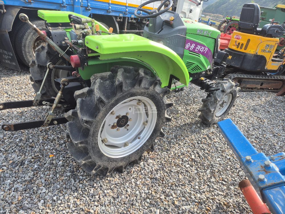 TYM Cultivator K1-C (18hp) 뒤우측면