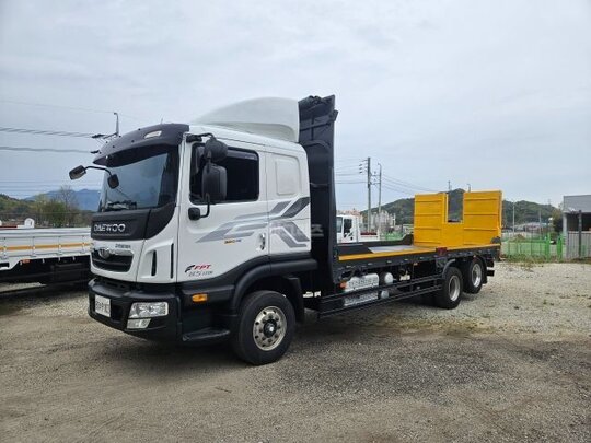 대우프리마 태건특장 농기계운반 사다리 프리마 초장축 후축 자동사다리 앞좌측면