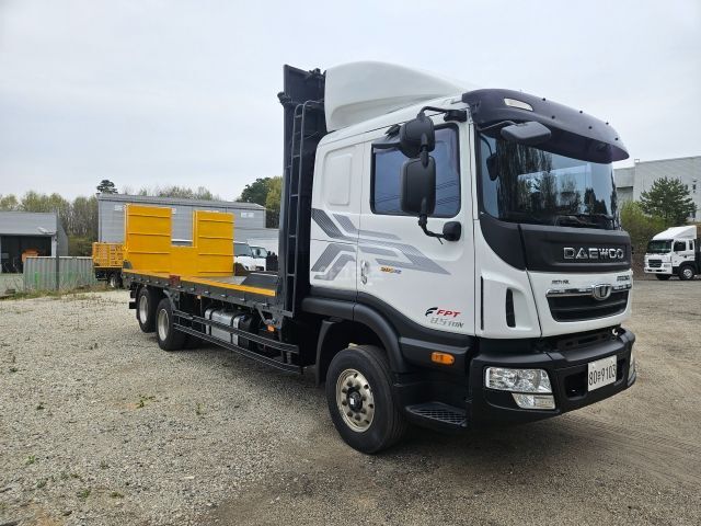 대우프리마 태건특장 농기계운반 사다리 프리마 초장축 후축 자동사다리 뒤우측면