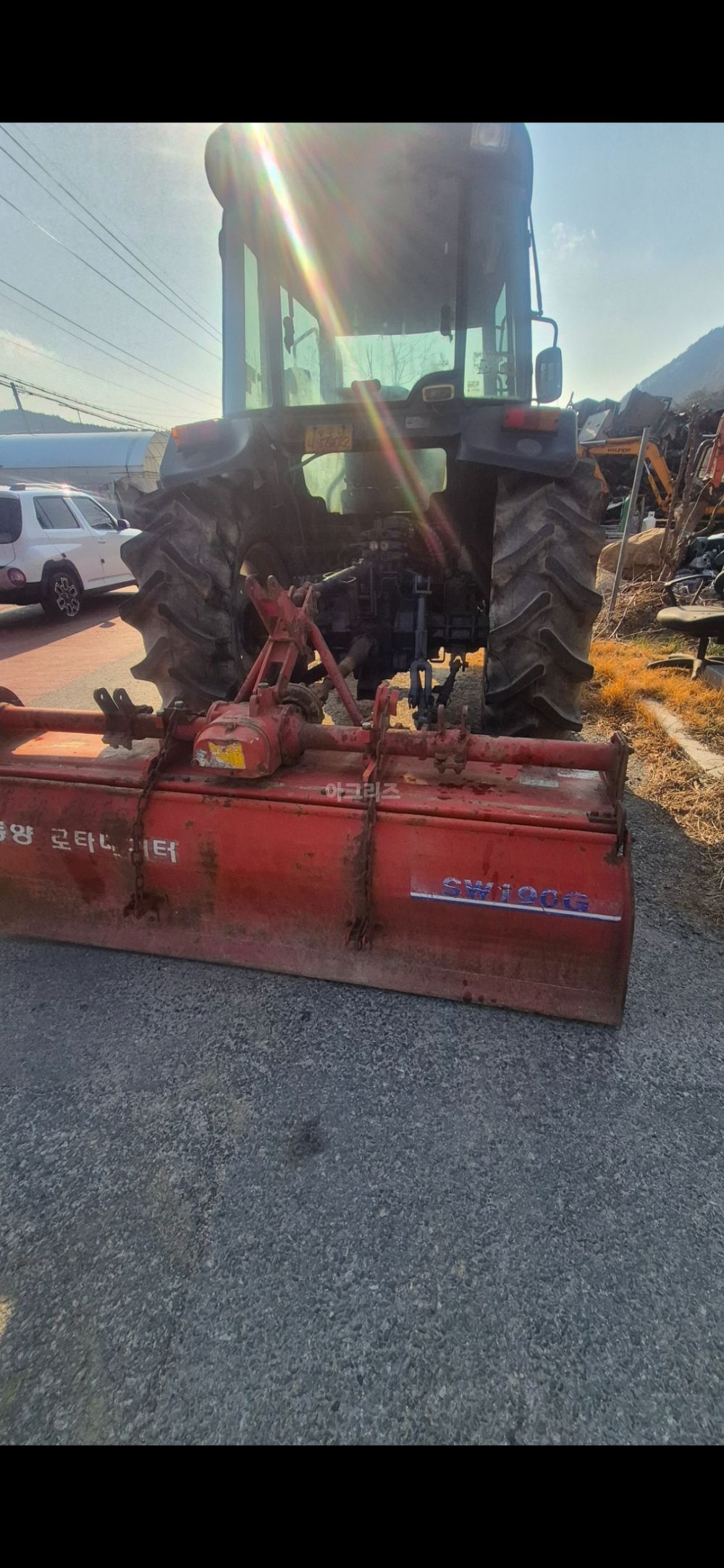 TYM 트랙터 T552 (55마력) 뒤우측면