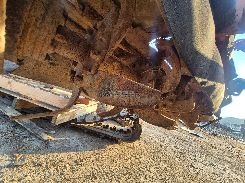 Daedong Tractor L3502 (35hp) 뒤우측면