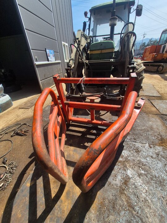 JohnDeere Tractor 1750 (53hp) 앞좌측면
