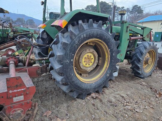 Kukje Tractor 2850 (90hp) 앞좌측면