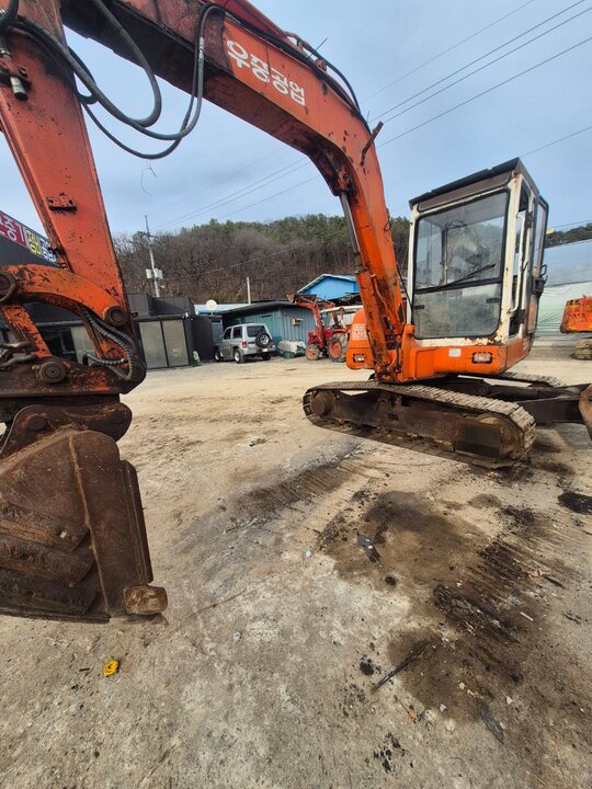  Excavator 55V (5.5톤) 앞좌측면