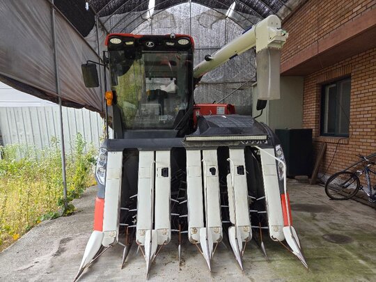 Kubota Combine Harvester ZR7130 (7Rows)