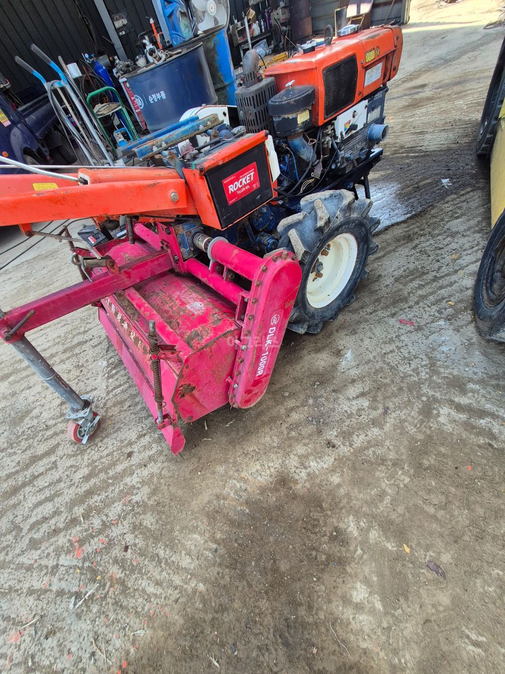 Daedong Power Tiller DT100 (10hp) 뒤우측면