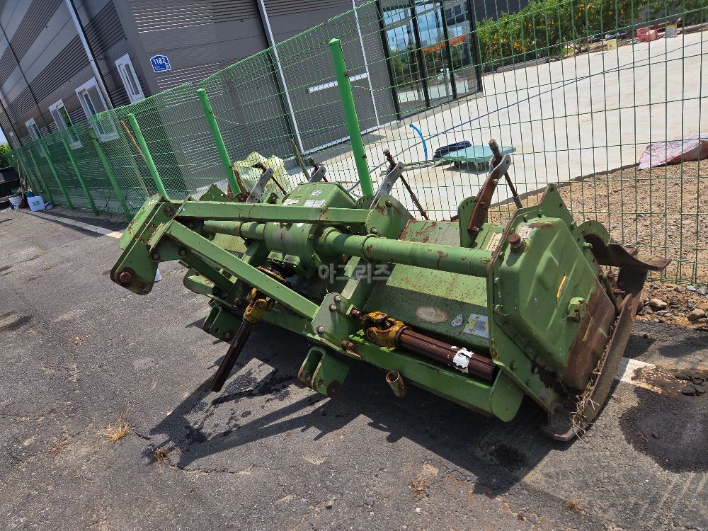 첼리로터리 K235 로타리 K235 (경폭235cm) 뒤우측면