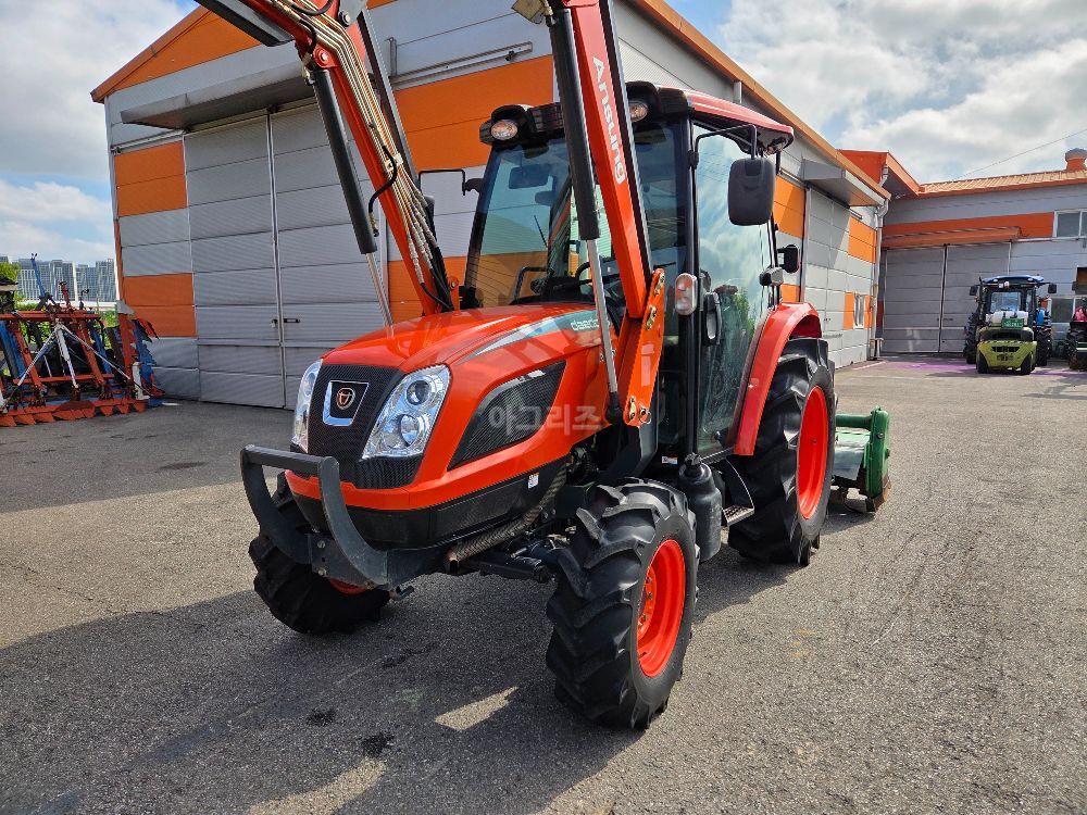 대동 트랙터 NX470C (47마력) 뒤우측면