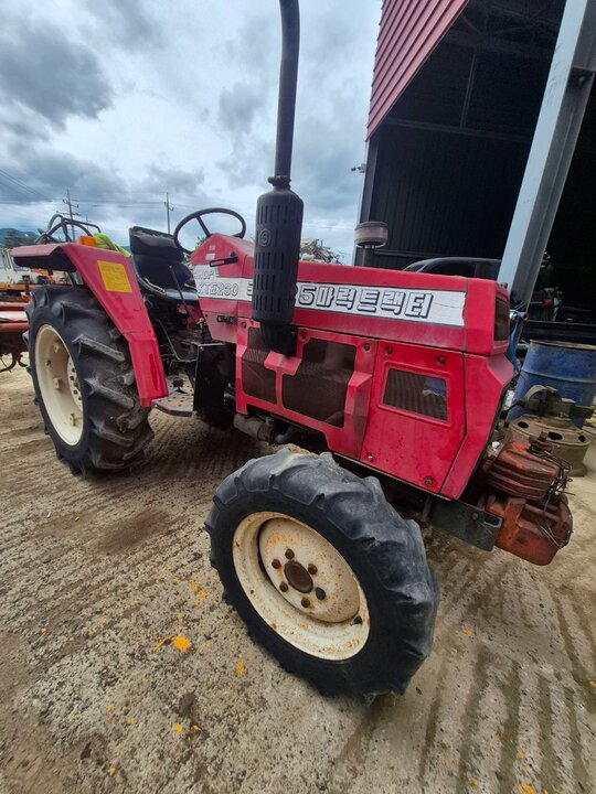 Kukje Tractor KTE230 (25hp) 앞좌측면