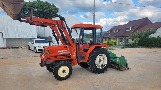 대동 트랙터 L3503 (35마력) 앞좌측면