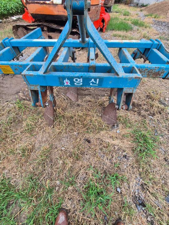 영신6련쟁기 쟁기 쟁기 앞좌측면